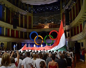 Együtt az olimpiára induló magyar csapat