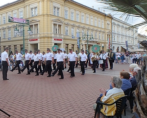 Katonazenekari toborzó Szegeden