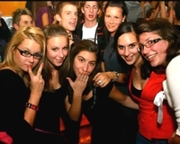 Atom jó partyk az IH-ban