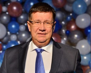 Hernádi Gyula nem fogadja el pártja határozatait 