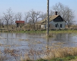 Egyre több helyen rendelnek el készültséget a belvíz miatt 