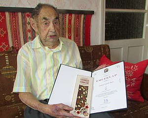 90 éves Lantos László Imre