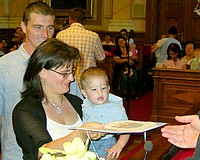 Pelenkások serege a Városháza dísztermében