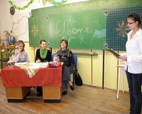 Angolul is szépen a Klauzálban már tizenötödik éve