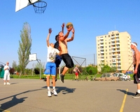 Labda és hip-hop zene – Vásárhelyen startol a streetball bajnokság