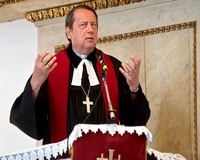 Pünkösd - Gáncs Péter: pünkösdkor az emberek újra megtanulhatnak örülni