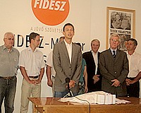 Polgármester- választás 2012 - Nyolcezer ajánlószelvény