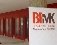 Meghallgatások a Bessenyei Ferenc Művelődési Központban
