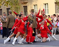 Őszköszöntés katonazenével