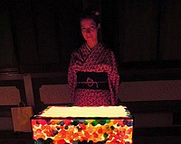 Japán tradicionális lampion vásárhelyi művész keze nyomán  
