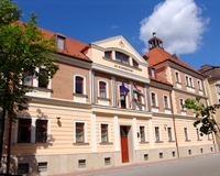 528 év szabadságvesztés