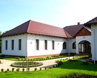 Hernádi szerint szerényen működnek